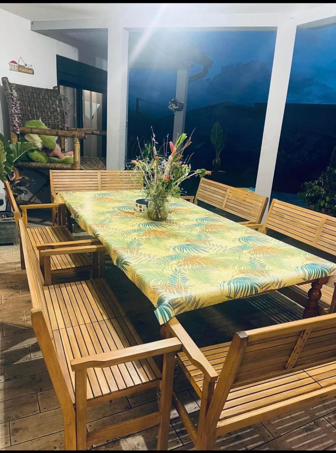 סיינט ג'וזף La Villa Tikalikata מראה חיצוני תמונה